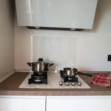 Κατάλυμα σε φάρμα Il Giardino Degli Ulivi Λατζίζε