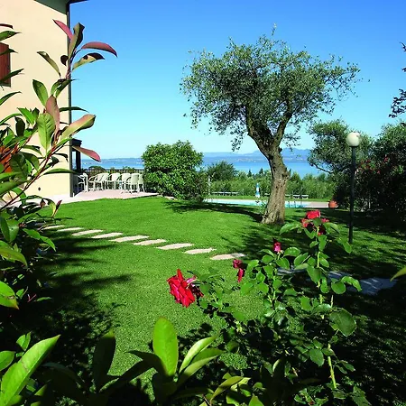 Il Giardino Degli Ulivi Agroturismo Lazise