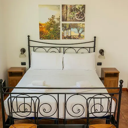 Farm stay Agriturismo Il Giardino Degli Ulivi *